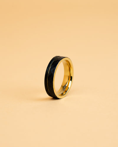 6 mm facettierter Volltitanring mit goldenem Finish