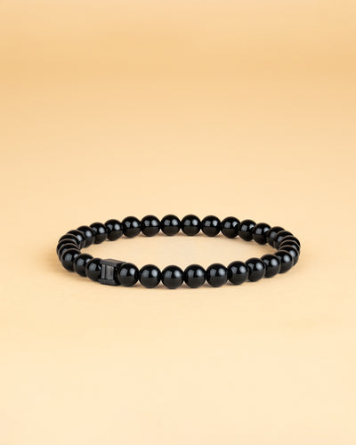 Bracelet with 6mm Onyx stone and black spacer