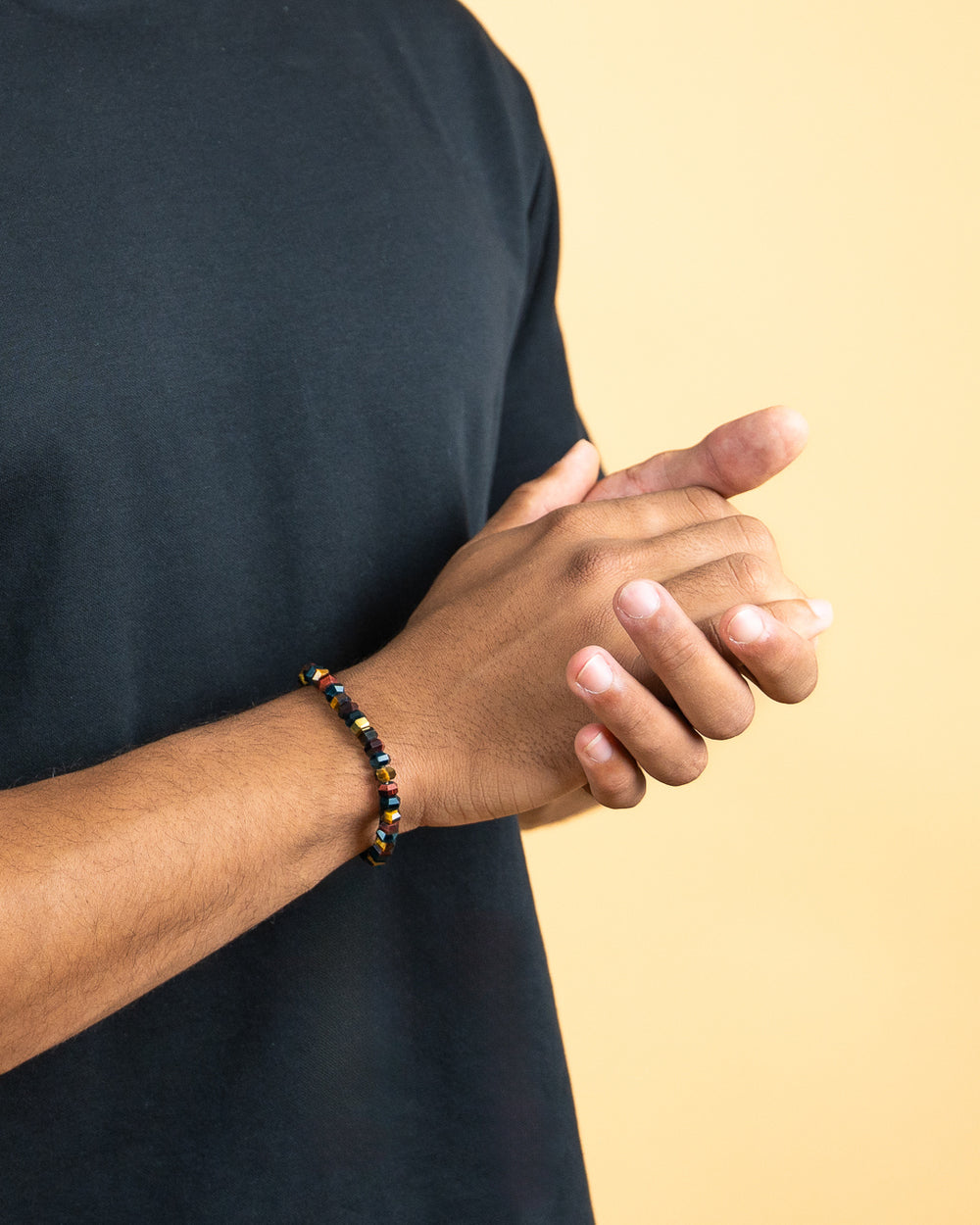 Exclusive bracelet with hand-cut Tiger Eye stone and 18k gold plating