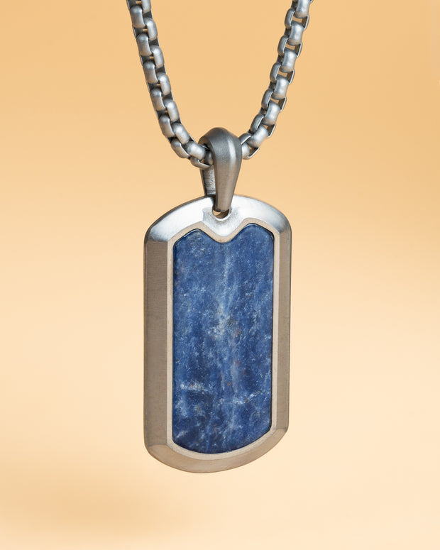 Collier en titane avec pierre Blue Jeremejevite