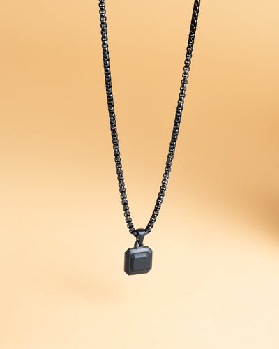 Halskette aus Titan/Stahl mit schwarzem Achat