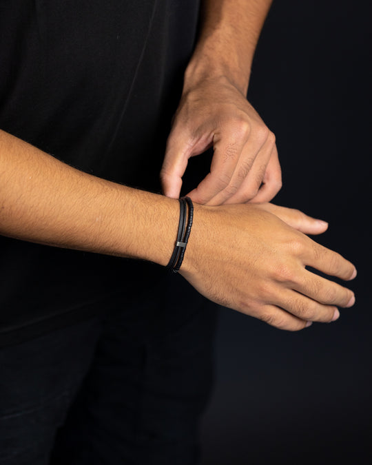 Triple bracelet with Italian leather and 2mm Black Agate stones